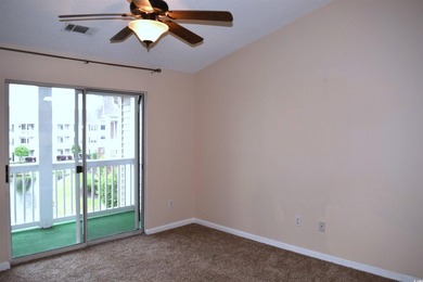 Beautiful upgraded 2 bedroom, 2 bath condo with huge closets and - photo 3