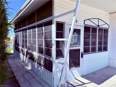 Very Cute 1Br/1Ba with Large Lanai-this home is ready for a - photo 3