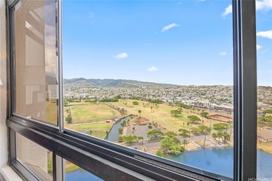 Amazing, one of a kind 2 bedroom 2 bath penthouse with washer - photo 17