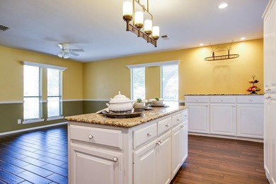 Welcome to 3310 Grandview, where every detail is designed for - photo 18