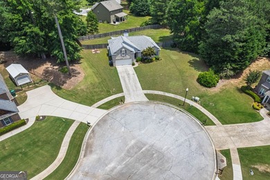 Welcome home to this beautifully maintained 4-bedroom, 2-bath - photo 35