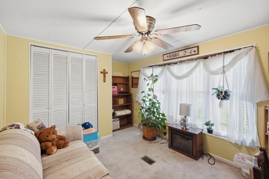 Well maintained 2-bedroom, 2 bath home with Deeded Lake Access - photo 6