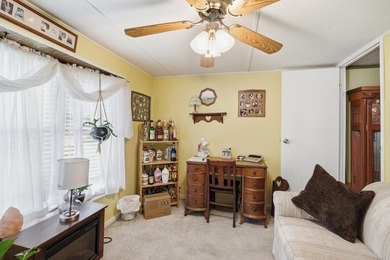 Well maintained 2-bedroom, 2 bath home with Deeded Lake Access - photo 7