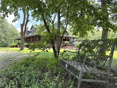 Move-in-ready home on 9 acres is only 30 minutes from Overland - photo 3