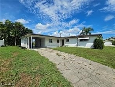 Lehigh Acres Area Home For Sale in Lehigh Acres Florida