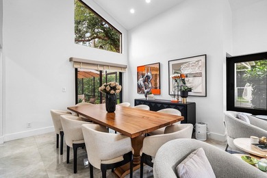 MAKE AN OFFER! Stunning and magnificently expanded two-story - photo 9