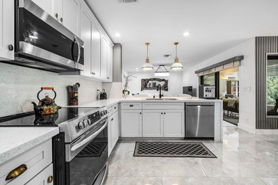 MAKE AN OFFER! Stunning and magnificently expanded two-story - photo 10