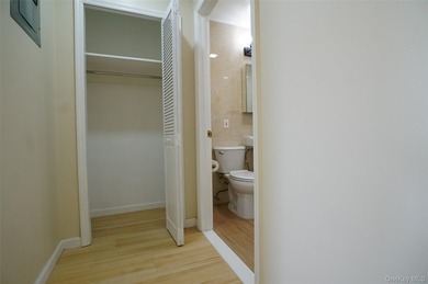 Prime Woodside location. This elevator condominium is - photo 9