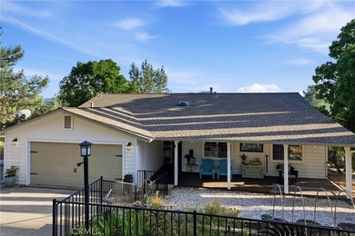 Experience elevated lakeview living in this beautifully upgraded - photo 3