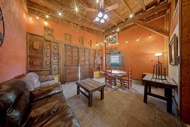 Discover the charm of Lake Sam Rayburn in this distinctive - photo 9