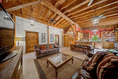 Discover the charm of Lake Sam Rayburn in this distinctive - photo 10