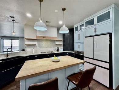 (private lake, pond, creek) Home For Sale in Oklahoma City Oklahoma