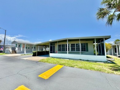 Lake Home For Sale in Tavares, Florida