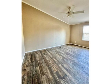 Lake life just got easy in Push Hill Cove! This 3 bed, 2 bath - photo 12