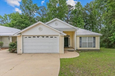 Experience lakefront living on Lake Eufaula with this fully - photo 3