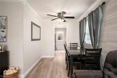 Welcome to this beautifully updated and meticulously maintained - photo 6