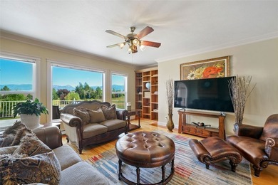 Elevated Views with Walls of Windows Distinguish this - photo 8
