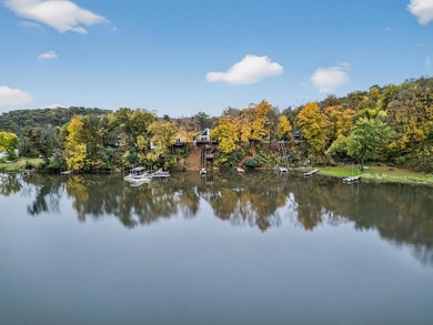 Enjoy stunning water views from this beautiful A-frame home - photo 37