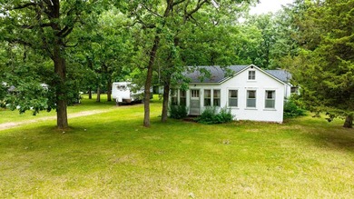 BUILD YOUR NEW CONSTRUCTION DREAM HOME OR REIMAGINE THIS CLASSIC - photo 1