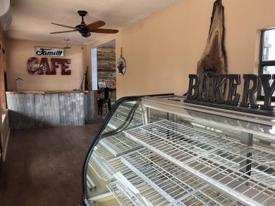 Great business opportunity in a popular tourist town! Revamped