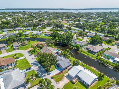 Lake Home For Sale in Bradenton, Florida