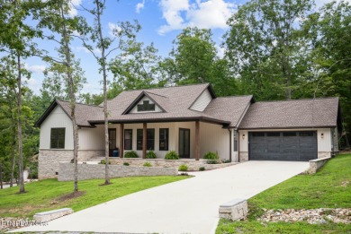 Lake Dartmoor Home Sale Pending in Fairfield Glade Tennessee