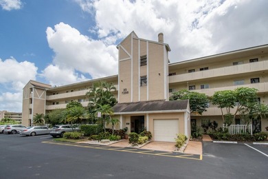 Huntington Lakes Condo For Sale in Delray Beach Florida