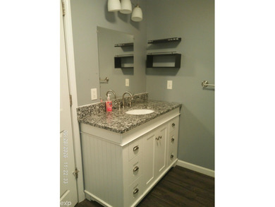 Located just 10 minutes from downtown Caro. This 3-bedroom, 1 - photo 7
