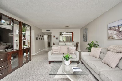 Chic, stylish and effortlessly comfortable, this beautifully - photo 10