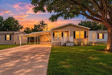 Under contract-accepting backup offers. NO HOA & YOU OWN THE - photo 1