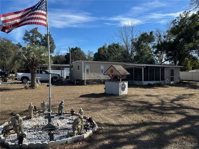 Well-cared-for and affordably priced, this charming mobile home - photo 15
