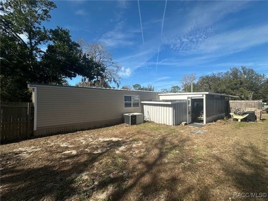 Well-cared-for and affordably priced, this charming mobile home - photo 16