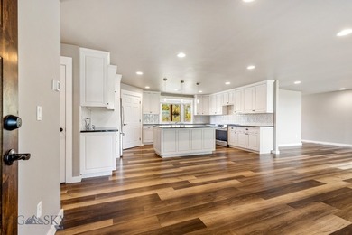 Country Living with Mountain Views - Fully Remodeled Home on 2 - photo 4