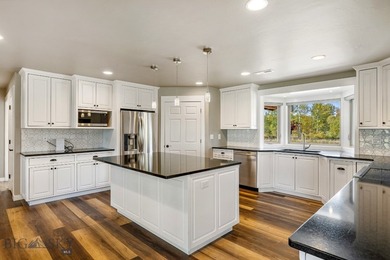 Country Living with Mountain Views - Fully Remodeled Home on 2 - photo 7