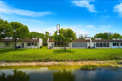 Welcome to this charming 2-bedroom, 2-bathroom villa nestled in - photo 38