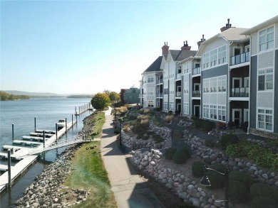 Lake Condo For Sale in Wabasha, Minnesota