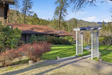 Lake Home For Sale in Gold Hill, Oregon