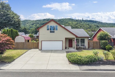 Welcome home to this beautifully maintained 3-bedroom, 2.5-bath - photo 2