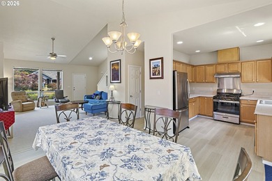 Welcome home to this beautifully maintained 3-bedroom, 2.5-bath - photo 9