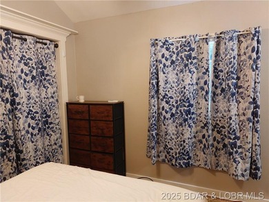 Move in ready! Well maintained 1 bedroom, 1 full bath Tiny Home - photo 12