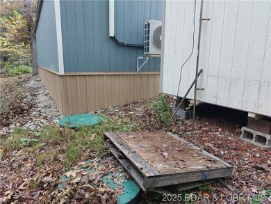 Move in ready! Well maintained 1 bedroom, 1 full bath Tiny Home - photo 17