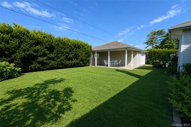 Set on a 60x100 lot in The Forest City section of Wantagh in - photo 26