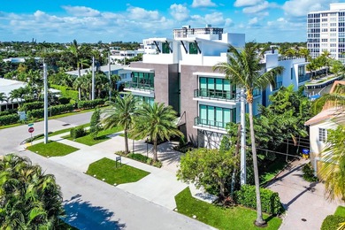 This exceptional waterfront residence at 344 Venetian Drive in - photo 49