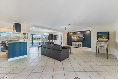 Oversized Triple Lot Waterfront Pool Oasis - Your Florida Dream - photo 6