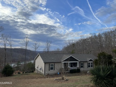 Norris Lake Home For Sale in Lafollette Tennessee