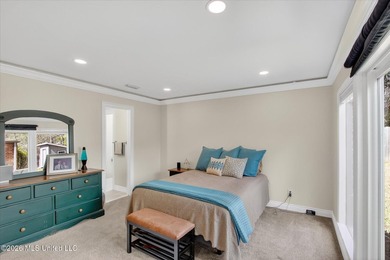 PRICE REDUCTION! MOVE-IN READY + SMART HOME + PRIVATE COURTYARD - photo 15