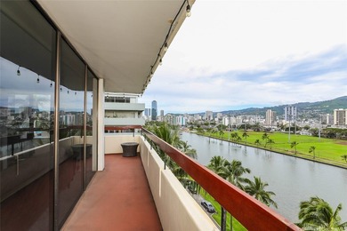 Turnkey, fully furnished 983 sq. ft. condo in desirable Ala Wai - photo 4