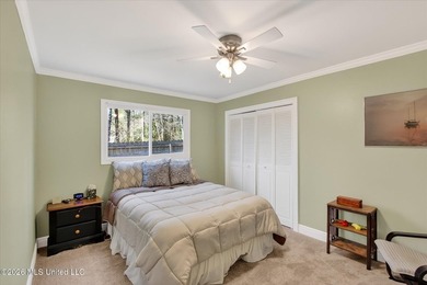 PRICE REDUCTION! MOVE-IN READY + SMART HOME + PRIVATE COURTYARD - photo 24