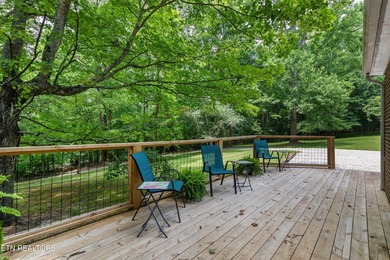 Charming brick cottage with seasonal lake views on 2.36 - photo 27
