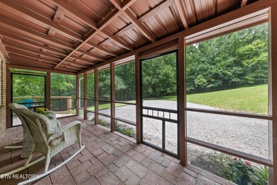 Charming brick cottage with seasonal lake views on 2.36 - photo 29